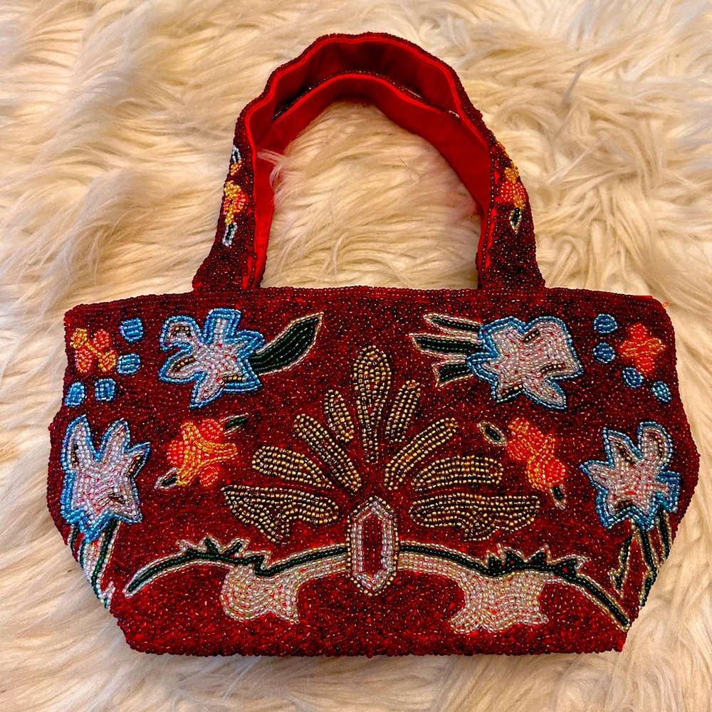 SWEET LO Beaded Handbag
